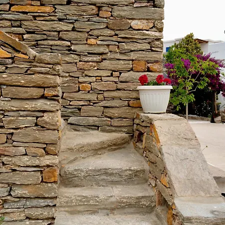 Charming Stone 1 - Minutes From Port Feriehus *