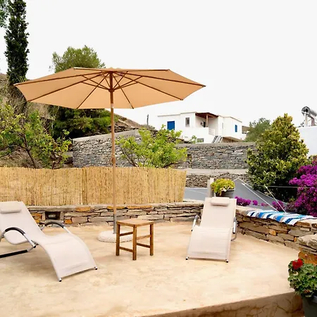 Charming Stone 1 - Minutes From Port Feriehus